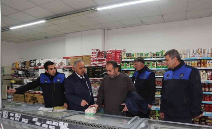 Tuşba Belediyesinden market denetimi