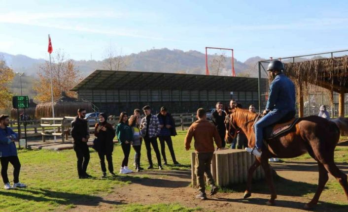 Ünye’de üniversite öğrencileri için moral gezisi