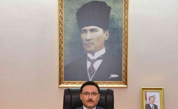 Vali Çiçek: "Türkiye Cumhuriyet devletimiz mağdur ve muzlum milletlerin yükselen sesi olmuştur"