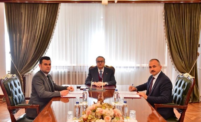 Yenişehir Belediyesi yapacağı 8 derslik okulun protokolünü imzaladı