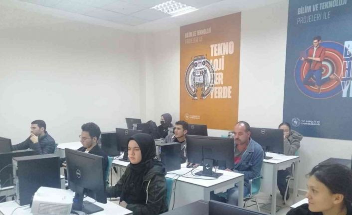 Yeşilli Halk Eğitim Merkezinde 3 bin 500 kişiye hizmet verildi