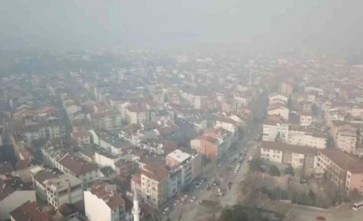 Yoğun sis hayatı olumsuz etkiledi