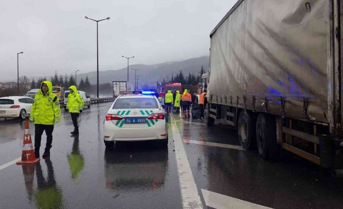 1 ay önce kazada yaralanan iş insanı kurtarılamadı