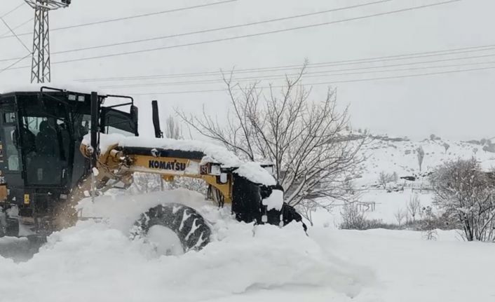 Adıyamanda köy yolları ulaşıma açıldı