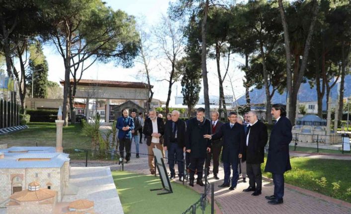 Ağrılı başkanlardan Şehzadelerpark’a övgü