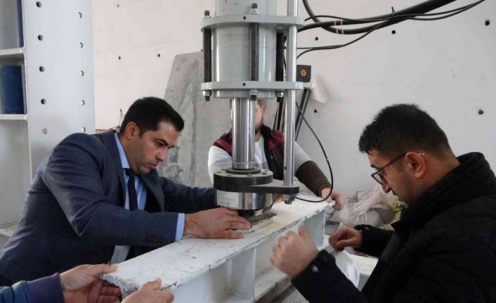 Atık malzeme ile 12 ton basınca dayanıklı beton boru ürettiler