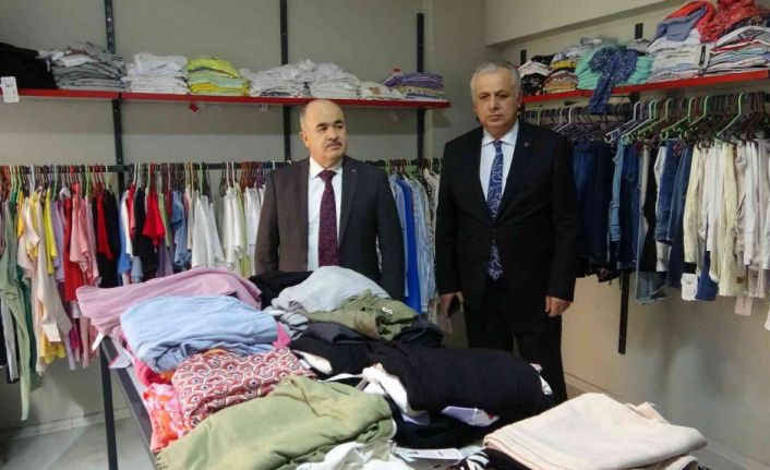 AVM gibi ’Sosyal Market’ten 5 binin üzerinde vatandaşa giysi yardımı