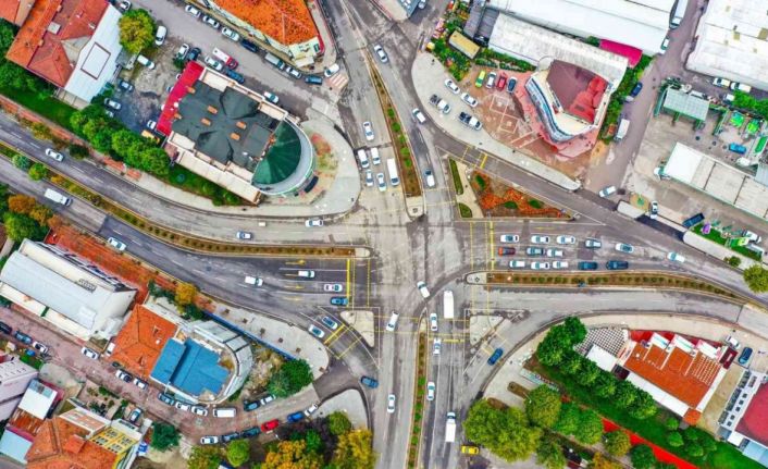 Avrupa ve Asya arasında önemli geçiş koridoru olan Kocaeli’de trafiği rahatlatacak çalışma