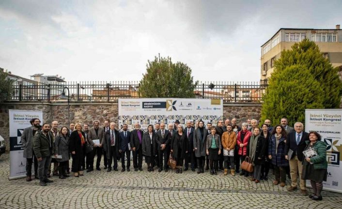 Başkan Soyer: "İkinci Yüzyılın İktisat Kongresini düzenlemek boynumuzun borcu"