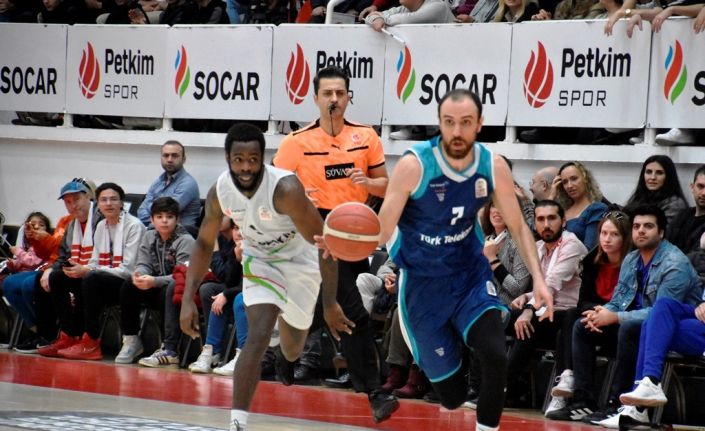 Basketbol Süper Ligi: Aliağa Petkim Spor: 70 - Türk Telekom: 89