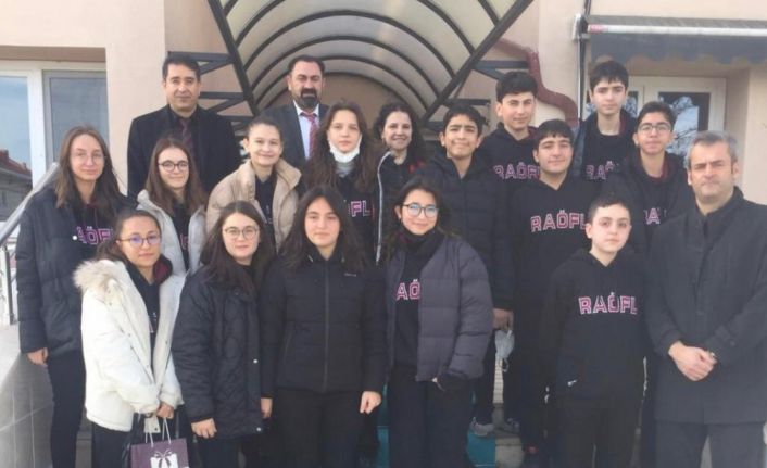 Bugünün gençleri dünün gençleri ile bir araya geldi