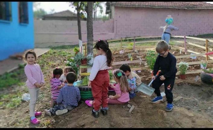 Çanakkale’de 25 okul, yeniden hizmete açılarak köy yaşam merkezine dönüştürüldü