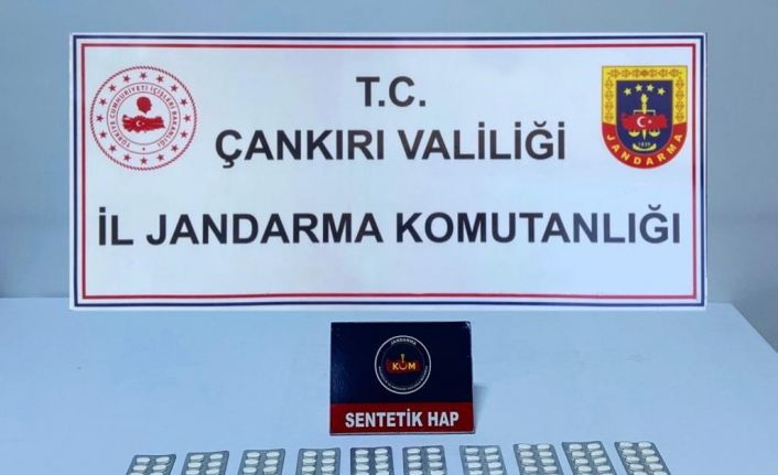 Çankırı’da 331 adet sentetik ecza hapı ele ele geçirildi: 2 gözaltı