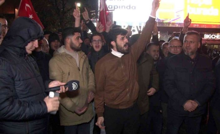 Danimarka’da Kur’an-ı Kerim yakılması Şişli’de protesto edildi