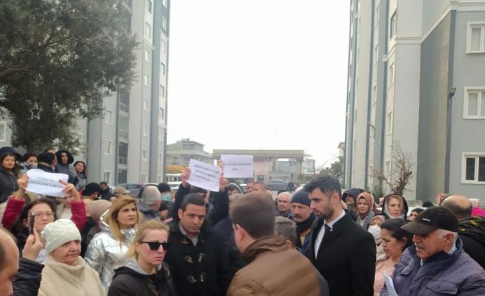 (Düzeltme) 500 TL’lik site aidatı bin 415 TL’ye çıktı, site sakinleri fahiş zamma isyan etti