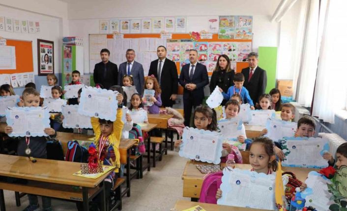 Eğirdir’de 4 Bin 599 Öğrenci, 423 Öğretmen yarıyıl tatiline girdi