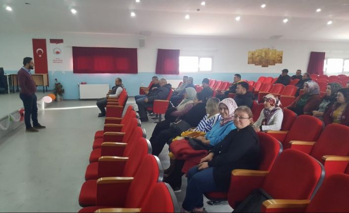 Eğitim kurumlarında görev yapan yardımcı personele ’Öfke ve Stres Yönetimi Semineri’ verildi