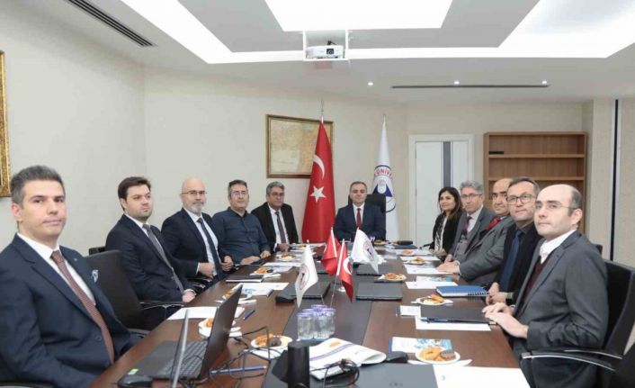 ERÜ’de Ar-Ge Stratejisi Üst Kurulu İlk Toplantısını Gerçekleştirdi