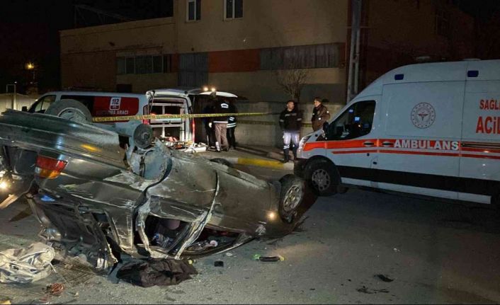 Erzincan’da trafik kazası: 1 ölü, 1’i ağır 2 yaralı