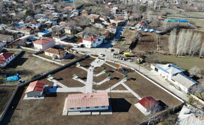 Erzincan’da yıllardır kapalı olan köy okulu Köy Yaşam Merkezine dönüştürüldü