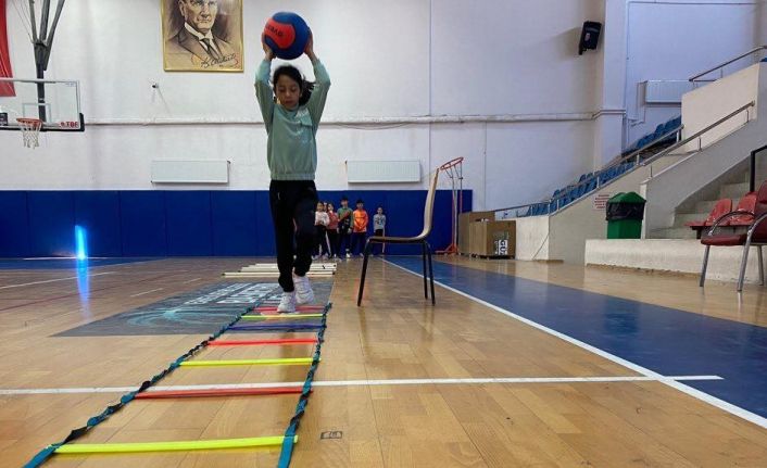 Geleceğin sporcuları antrenmanlarına başladı