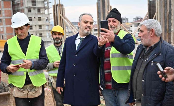 Gençler için bir tesis de Yenibağlar’a