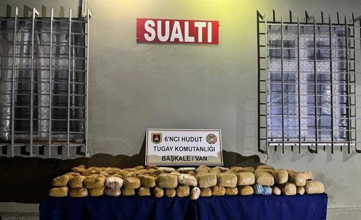 Hudut Kartallarından Van sınırında operasyon: 215 kilogram uyuşturucu ele geçirildi