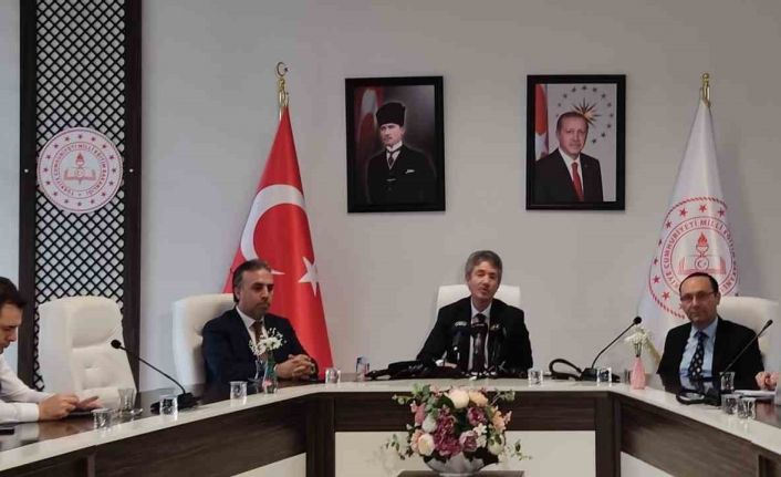 İstanbul İl Milli Eğitim Müdürü Yazıcı, “3, 4, 5 yaşlarındaki anaokulu öğrencileri 6 Şubat itibariyle okullarda 1 öğün ücretsiz yemek yiyebilecek”