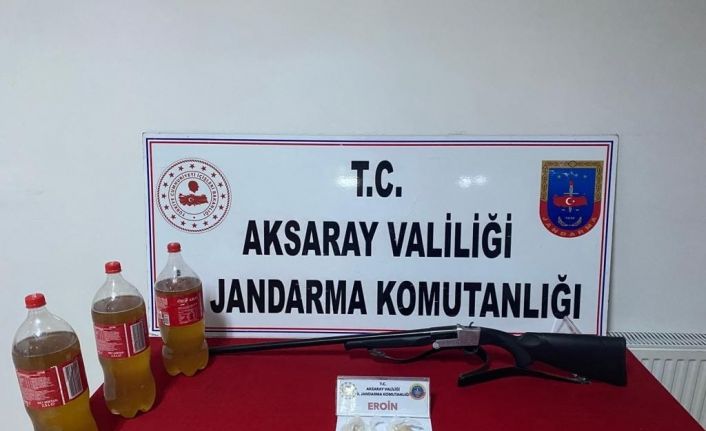 Jandarmadan 3 adrese eş zamanlı uyuşturucu baskını