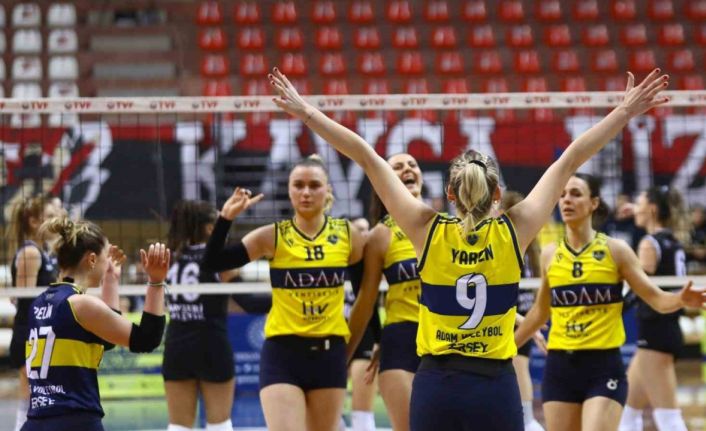 Kadınlar 1. Lig: Adam Voleybol: 3 - Kayseri Atletikspor: 0