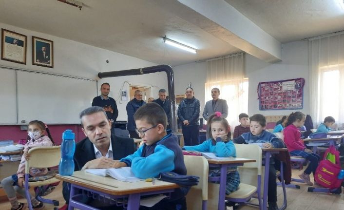 Kaymakam Çiçek: ”Bütün okullarımızda eğitimle ilgili her türlü desteği vermeye hazırız”