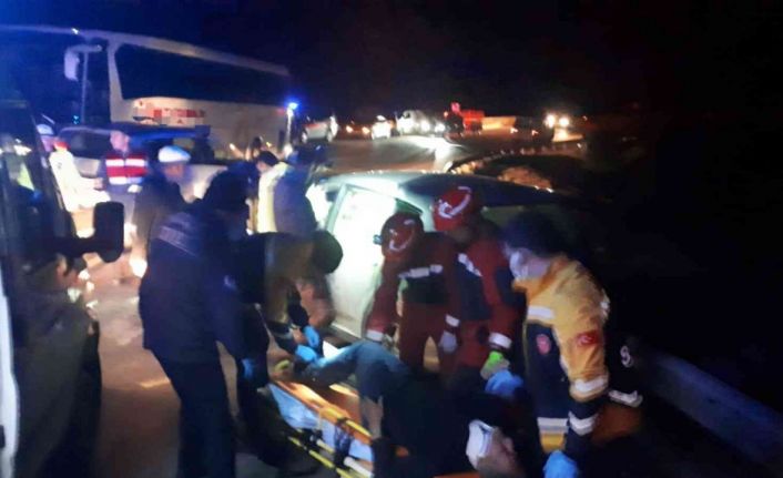 Kazadan yaralı olarak kurtulan sürücü hastanede hayatını kaybetti