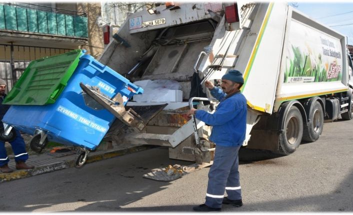 Kış turizmiyle ünlü ilçede tonlarca atık toplandı