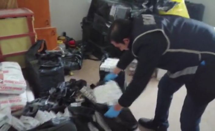 Konya’da yüz binlerce lira değerinde kaçak sigara ele geçirildi