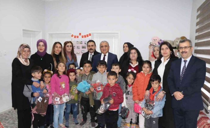 Köy Yaşam Merkezleri’nde ilmek ilmek kardeşlik örüyorlar