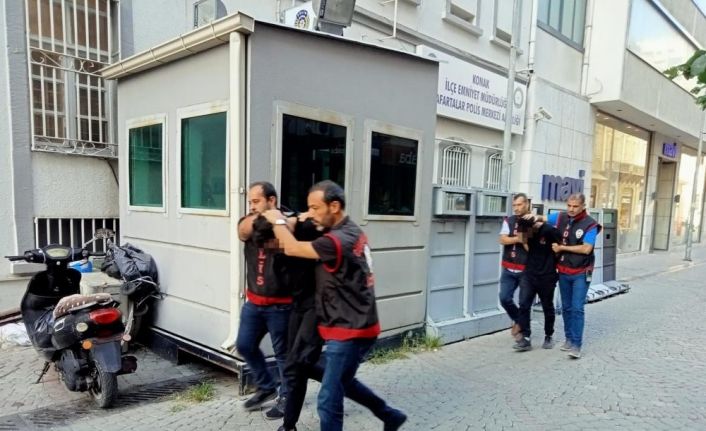Kur’an-ı Kerim’i yırtıp yakan sanıklara 4.5 yıla kadar hapis talebi