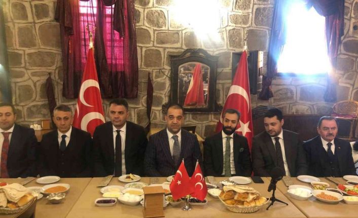 MHP Erzurum İl Başkanlığına atanan Yurdagül: “Türkiye’de şehrimizi bir adım daha ileriye nasıl taşıyabiliriz onun gayreti içerisinde olacağız”