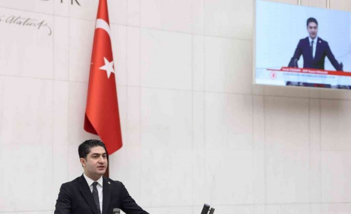 MHP’li Özdemir: "Suriye’nin geleceğine okyanus ötesinden gelenler değil, bölgenin sahipleri karar verir"