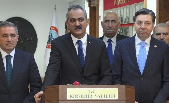 Milli Eğitim Bakanı Özer: "Şuana dek Türkiye’de 2 bin 200 köy yaşam merkezi oluşturduk"