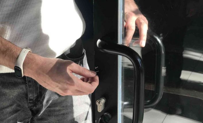 (ÖZEL) Eskişehir’de bir tuhaf hırsızlık, sadece 3 parça değersiz eşya çaldı