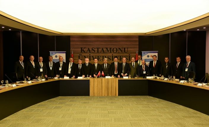 Rektör Özölçer, Batı Karadeniz Üniversiteleri Birliği toplantısına katıldı