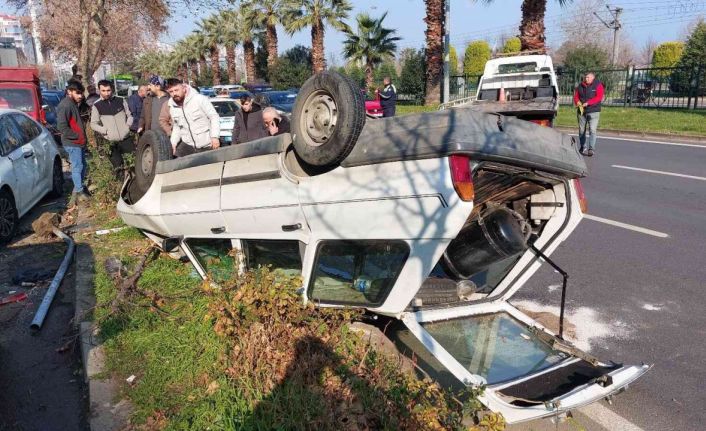 Samsun’da 4 araca çarpıp takla atan aracın sürücüsünü emniyet kemeri kurtardı