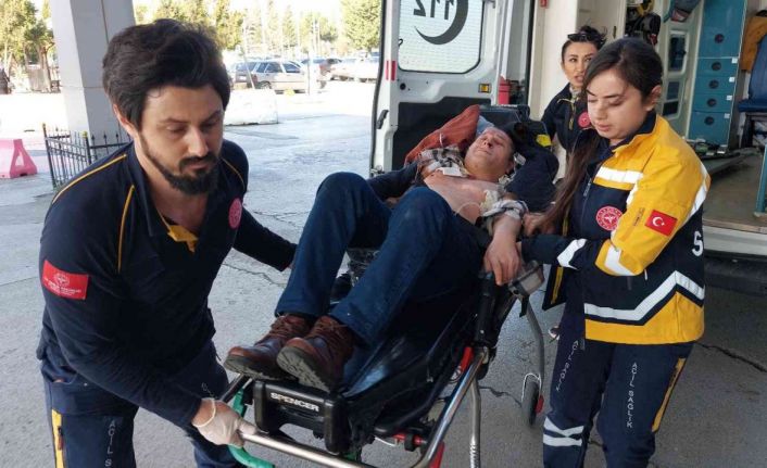 Samsun’da okulda dehşet: 17 yaşındaki genç, annesini öldürdü, annesinin erkek arkadaşını ağır yaraladı