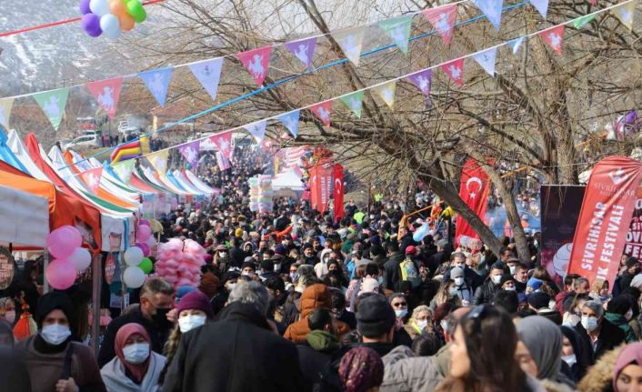 Sivrihisar Dövme Sucuk Festivali’nde Zara ve Özgür Can Çoban sahne alacak