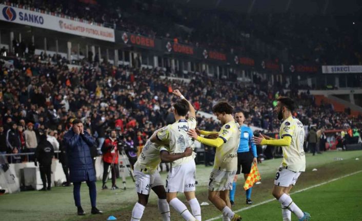 Spor Toto Süper Lig: Gaziantep FK: 1 - Fenerbahçe: 2 (Maç sonucu)