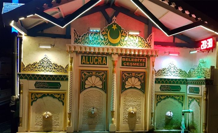 Tarihi çeşmeyi kuraklık vurdu