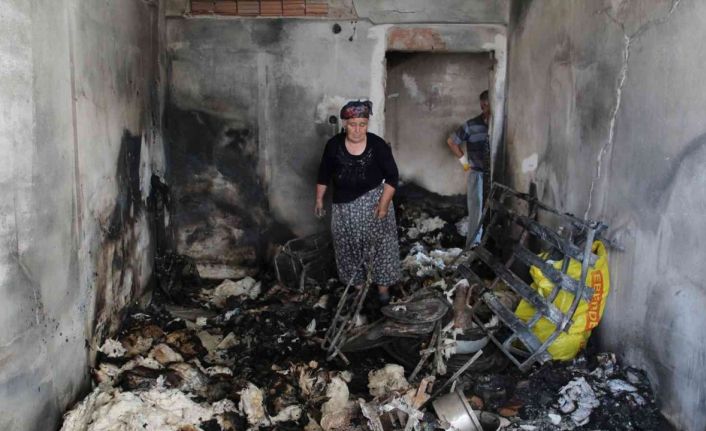 Tarihi yangında "İğnem bile çıkmadı" diyerek feryat eden Havva teyze yeni evine kavuştu