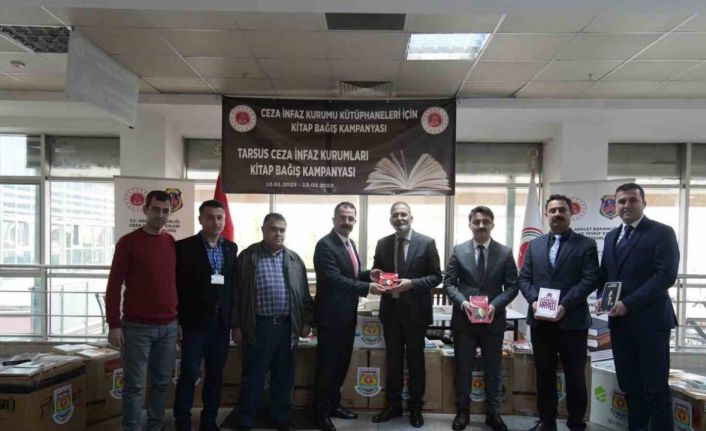 Tarsus Belediyesi cezaevi kütüphaneleri için 2 bin 500 adet kitap bağışladı