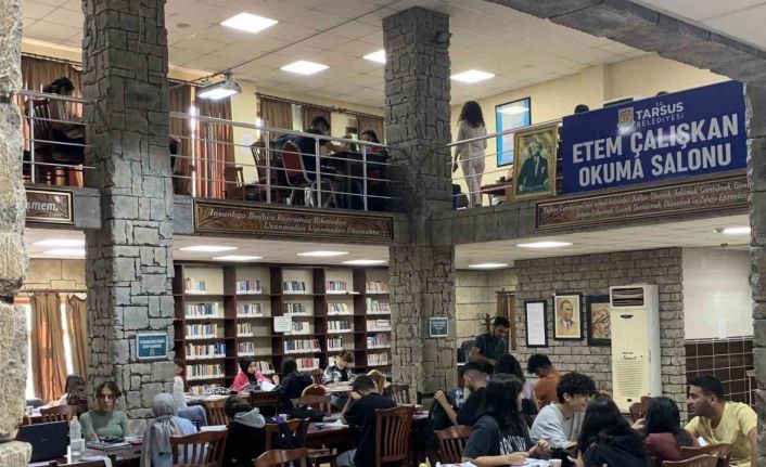 Tarsus Belediyesi okuma salonlarını 1 yılda 42 bin 472 kişi ziyaret etti
