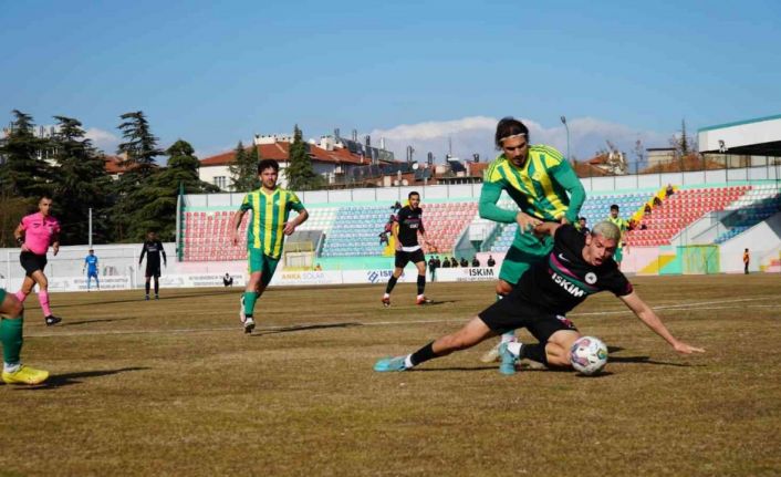 TFF 2. Lig: Isparta 32 Spor: 0 - Esenler Erokspor: 0